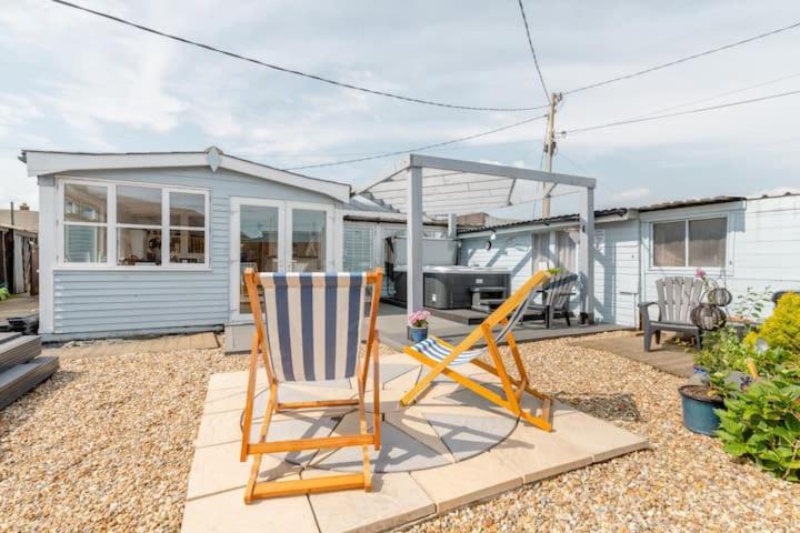Dog Friendly Cottage 2 Mins To Beach With Hot Tub And Zappi Ev Lessingham ภายนอก รูปภาพ